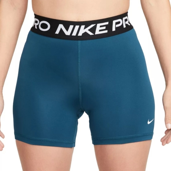 Nike Shorts Nwt Womens Size L Nike Pro 5 Bike Shorts Poshmark
